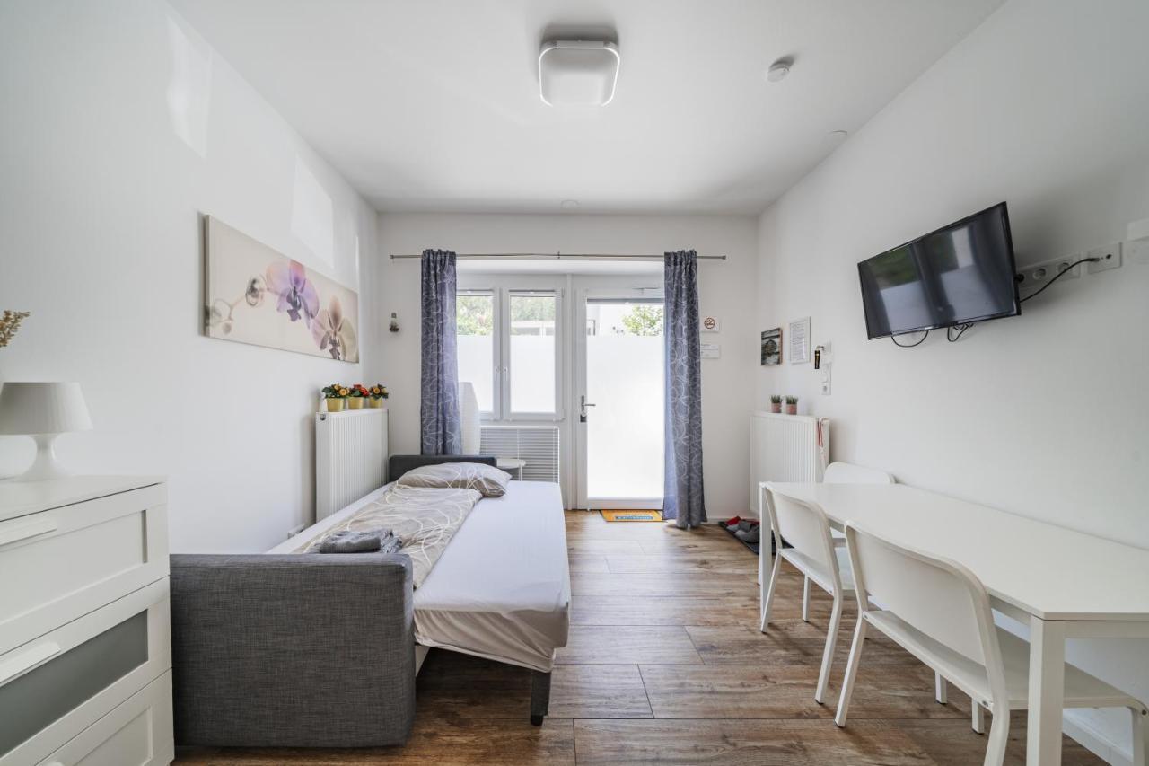 Modernes Appartement Nahe U-Bahn Und Schoenbrunn Виена Екстериор снимка