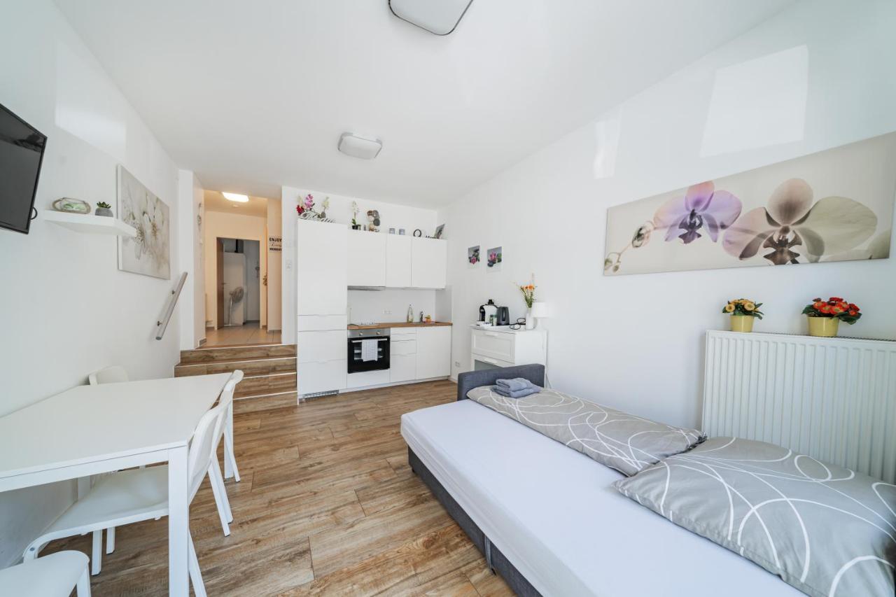 Modernes Appartement Nahe U-Bahn Und Schoenbrunn Виена Екстериор снимка