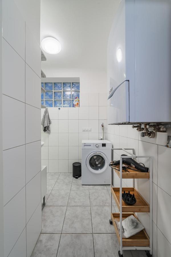 Modernes Appartement Nahe U-Bahn Und Schoenbrunn Виена Екстериор снимка